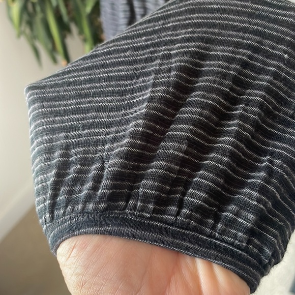 Lucky brand embroidered top - Picture 6 of 8